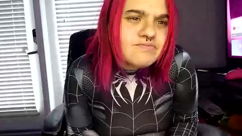 Snapshot of curvylucifinaxxx chatting on 12/02/24, 11:07 Lucifina ganja kittens online show from 12/02/24, 11:07