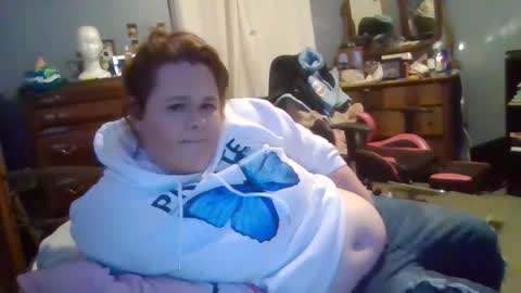 dahlia -kim online show from 01/06/25, 08:14