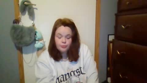 Snapshot of curvyplayday chatting on 03/17/26, 11:24 dahlia -kim online show from 03/17/26, 11:24