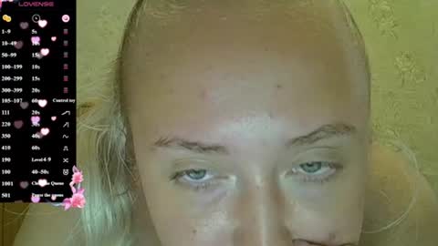 Snapshot of curvywild_lady30 chatting on 07/19/26, 05:05 Curvy online show from 07/19/26, 05:05