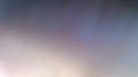 Zozo online show from 11/18/25, 11:37