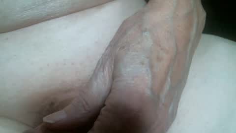 Snapshot of cutandwaxed2 chatting on 01/18/26, 01:37 BI SMOOTH MATURE SUB online show from 01/18/26, 01:37