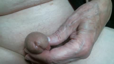 Snapshot of cutandwaxed2 chatting on 03/06/26, 01:29 BI SMOOTH MATURE SUB online show from 03/06/26, 01:29