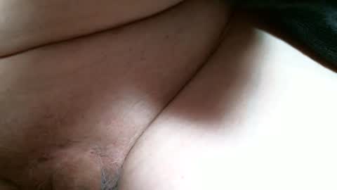 Snapshot of cutandwaxed2 chatting on 03/22/26, 01:36 BI SMOOTH MATURE SUB online show from 03/22/26, 01:36