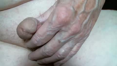 Snapshot of cutandwaxed2 chatting on 05/12/26, 11:07 BI SMOOTH MATURE SUB online show from 05/12/26, 11:07