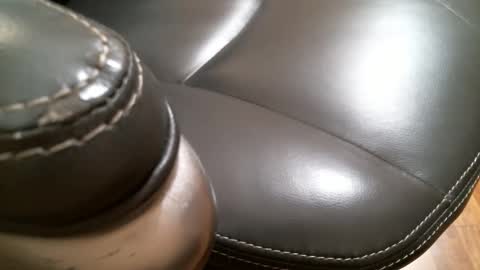 Snapshot of cutandwaxed2 chatting on 05/22/26, 12:22 BI SMOOTH MATURE SUB online show from 05/22/26, 12:22