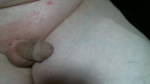 Snapshot of cutandwaxed2 chatting on 05/24/26, 12:21 BI SMOOTH MATURE SUB online show from 05/24/26, 12:21