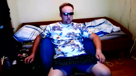 cute69696969 online show from 06/18/26, 11:09