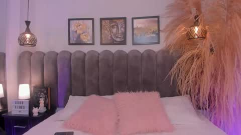 Snapshot of cute__cherry_ chatting on 05/02/26, 07:30 Amber online show from 05/02/26, 07:30