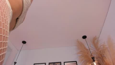 Snapshot of cute__cherry_ chatting on 05/30/26, 07:33 Amber online show from 05/30/26, 07:33