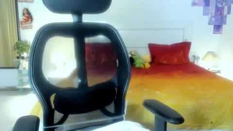 Snapshot of cute_alishaa chatting on 04/16/26, 02:40 Alisha online show from 04/16/26, 02:40