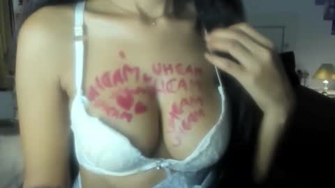 Snapshot of cute_alishaa chatting on 04/19/26, 06:10 Alisha online show from 04/19/26, 06:10