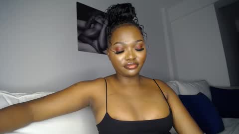 Liya online show from 03/02/25, 04:32