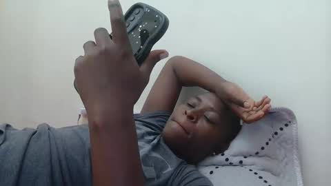 Snapshot of cute_barbie7184597 chatting on 04/19/26, 06:32 cute_barbie7184597 online show from 04/19/26, 06:32