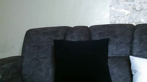 V EE online show from 01/23/25, 06:17