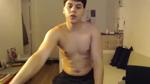 Snapshot of cute_boy859 chatting on 01/31/26, 07:11 Tomas online show from 01/31/26, 07:11