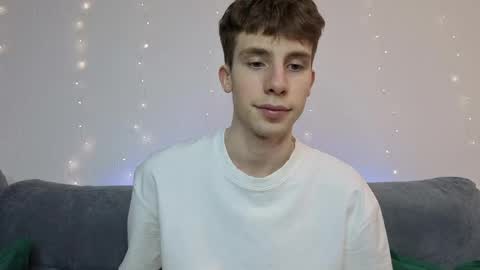 Snapshot of cute_brian chatting on 04/25/26, 04:37 Im Brian online show from 04/25/26, 04:37