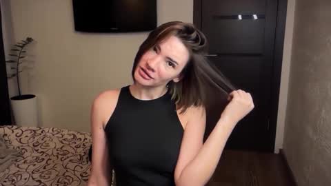 cute_bubbles online show from 10/10/25, 06:18