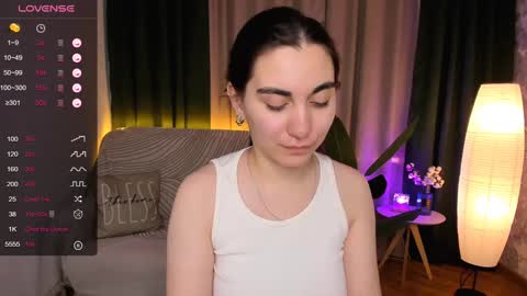 Snapshot of cute_chus chatting on 12/07/24, 05:15 Hanna online show from 12/07/24, 05:15