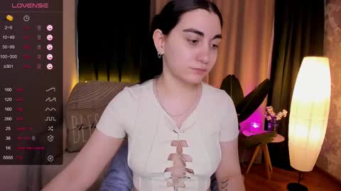 Snapshot of cute_chus chatting on 03/10/25, 08:15 Hanna online show from 03/10/25, 08:15