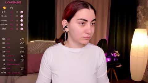 Snapshot of cute_chus chatting on 09/23/25, 02:14 Hanna online show from 09/23/25, 02:14