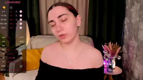 Snapshot of cute_chus chatting on 04/11/26, 07:45 Hanna online show from 04/11/26, 07:45