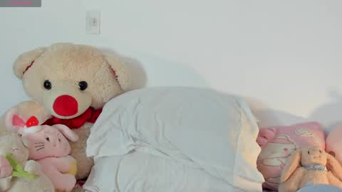 Snapshot of cute_dani1 chatting on 04/01/26, 02:56 online show from 04/01/26, 02:56