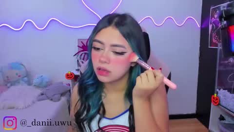 Dani  online show from 10/25/25, 10:23