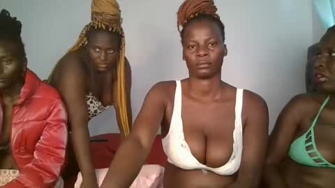 Snapshot of cute_daniellah chatting on 01/29/25, 08:08 Danillah online show from 01/29/25, 08:08