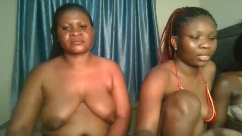 Snapshot of cute_daniellah chatting on 10/18/25, 11:16 Danillah online show from 10/18/25, 11:16