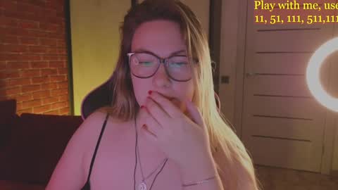 Everyday stream in the same time online show from 12/13/24, 11:34