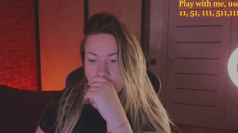 Everyday stream in the same time online show from 01/10/25, 01:10