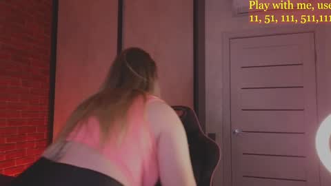 Everyday stream in the same time online show from 01/10/25, 07:14