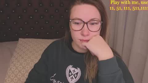 Everyday stream in the same time online show from 02/23/26, 01:25