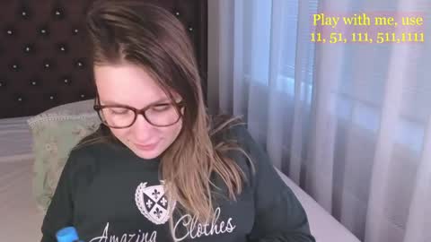 Everyday stream in the same time online show from 04/17/26, 01:30