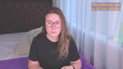 Snapshot of cute_darina chatting on 06/29/26, 01:23 Everyday stream in the same time online show from 06/29/26, 01:23