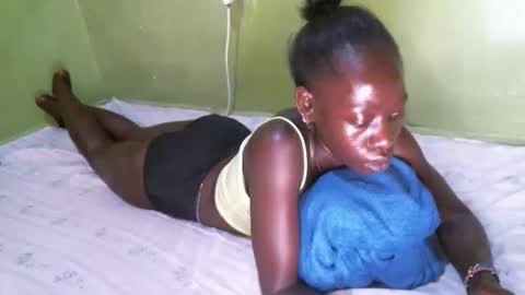 cute_doria online show from 10/03/25, 04:20