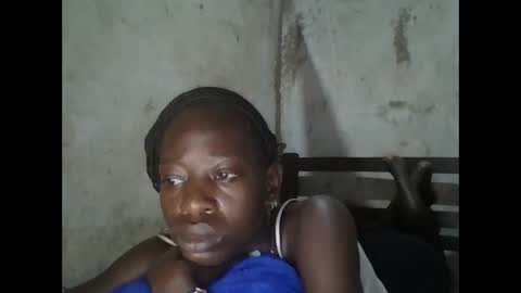 cute_doria online show from 12/04/25, 02:21