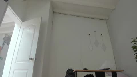 Snapshot of cute_ebonny chatting on 10/27/25, 06:23 Stacy online show from 10/27/25, 06:23