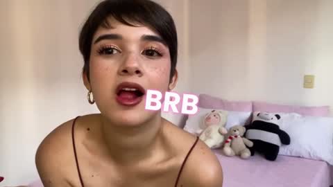 Snapshot of cute_eyess chatting on 12/21/24, 11:13 Cute online show from 12/21/24, 11:13