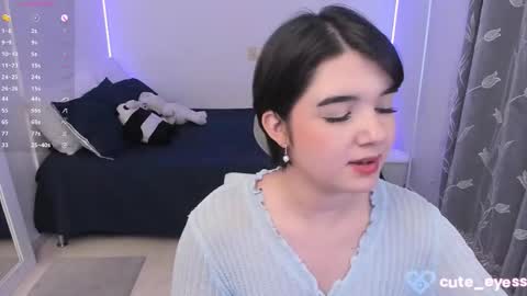 Snapshot of cute_eyess chatting on 09/22/25, 07:05 Cute online show from 09/22/25, 07:05