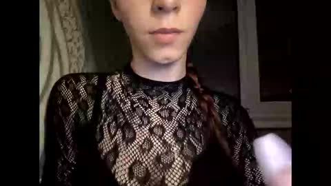 cute_foxis online show from 05/22/26, 08:58