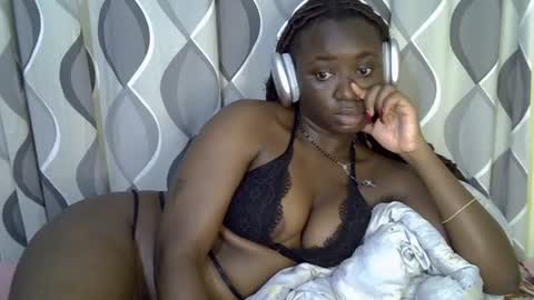 Snapshot of cute_gee chatting on 06/27/26, 09:20 daddysdoll online show from 06/27/26, 09:20