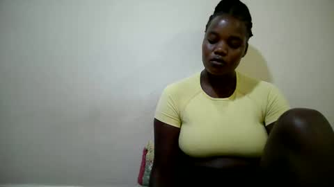 cute_heaven online show from 10/23/25, 09:46