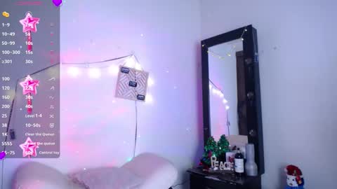 Snapshot of cute_horny12 chatting on 11/13/25, 04:33 Cute horny1 online show from 11/13/25, 04:33