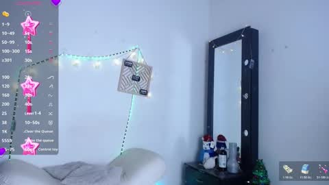 Snapshot of cute_horny12 chatting on 11/20/25, 02:45 Cute horny1 online show from 11/20/25, 02:45