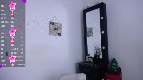 Snapshot of cute_horny12 chatting on 12/15/25, 03:33 Cute horny1 online show from 12/15/25, 03:33