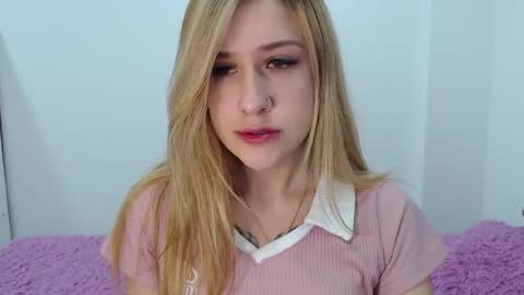 Isabella online show from 02/23/25, 09:59