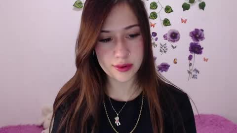 Snapshot of cute_isaa chatting on 04/01/26, 01:17 Isabella online show from 04/01/26, 01:17