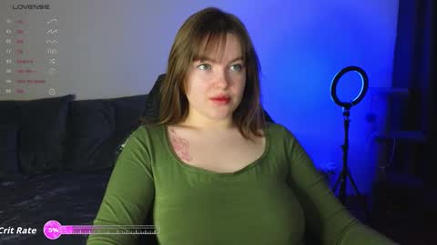 Snapshot of cute_junk chatting on 11/11/25, 10:10 Kite and Jack online show from 11/11/25, 10:10